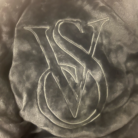 Short Plush Robe - Picture 4 of 4